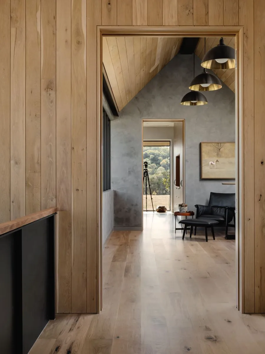 Tarry House corridor